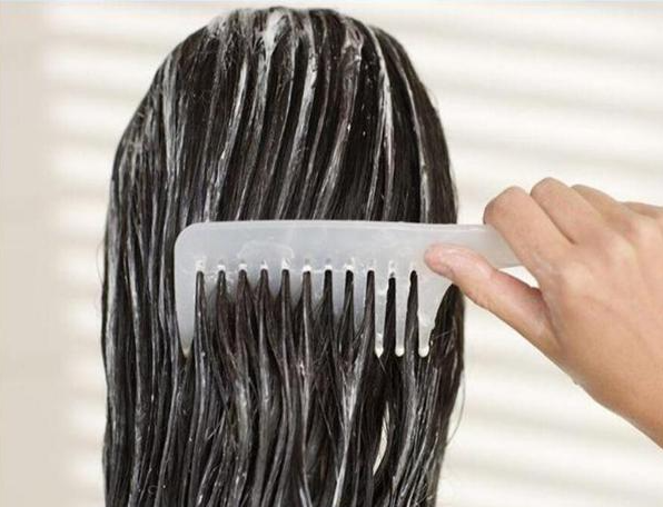 儷真護(hù)發(fā)知識(shí)：2分鐘掌握養(yǎng)發(fā)關(guān)鍵，跟異常掉發(fā)量說不